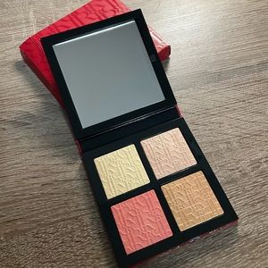 MAC x Rosalia Aute Cuture highlighter palette